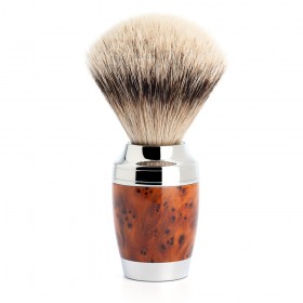 Pamatuf Silvertip Badger cu par de bursuc si maner din lemn de thuia Muehle 091 H 71
